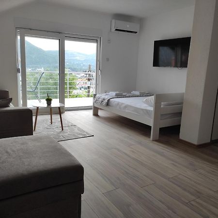 View Of The City - Studio Apartment Mostar Bagian luar foto