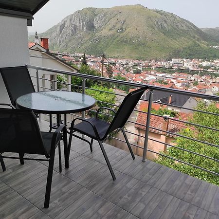 View Of The City - Studio Apartment Mostar Bagian luar foto