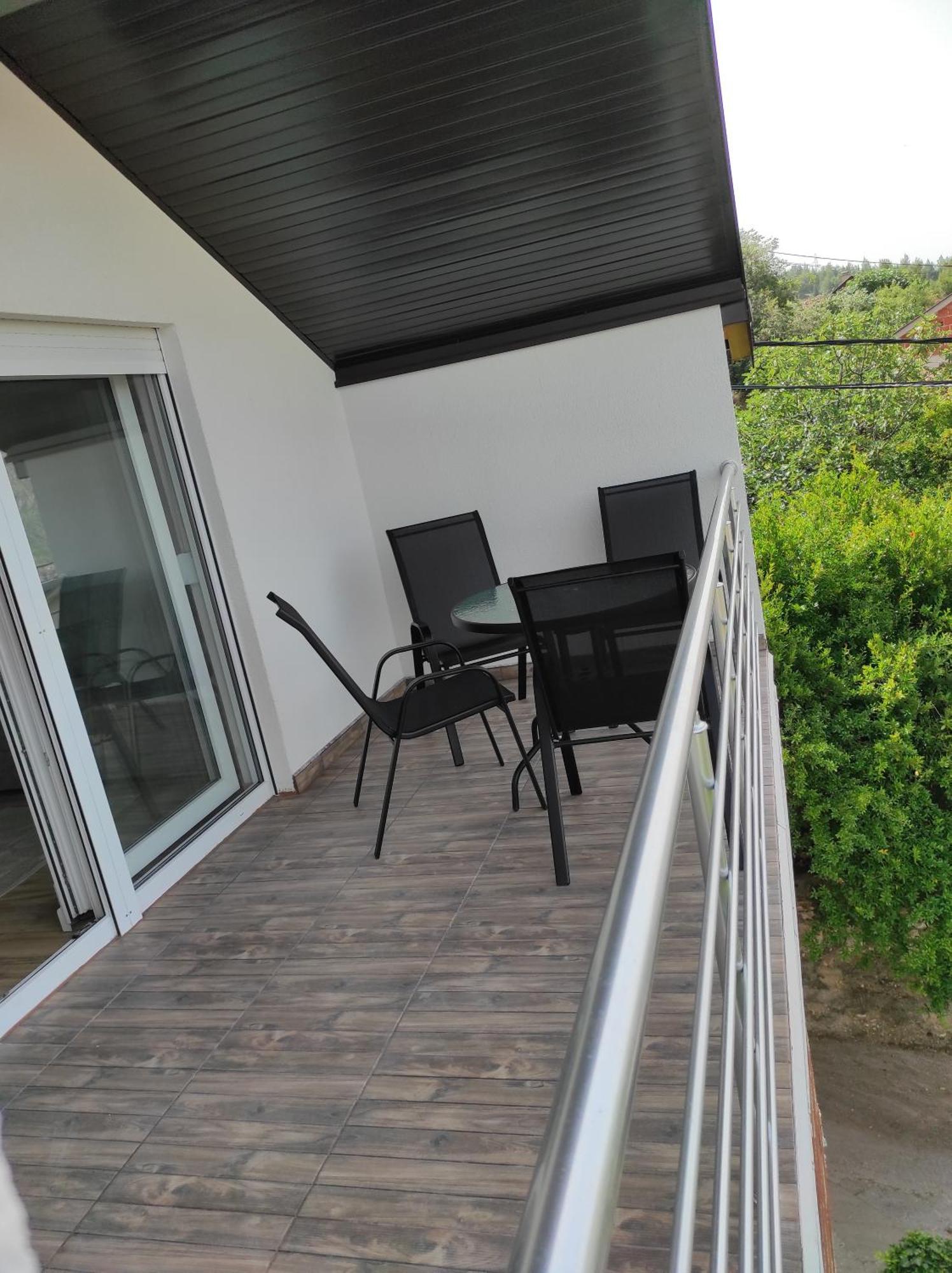 View Of The City - Studio Apartment Mostar Bagian luar foto